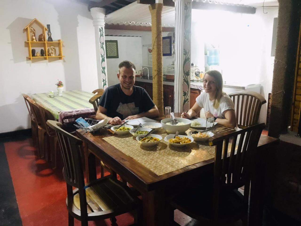Galaxy View Homestay Sigiriya Oda fotoğraf